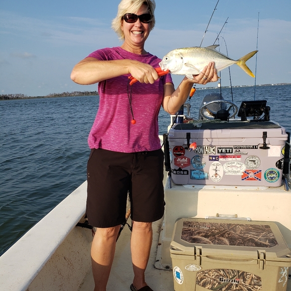 Meet your Posher, Sandy - Picture 2 of 16